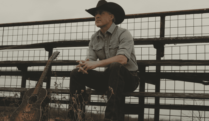 Aaron Watson live at The Legendary Coyote Store